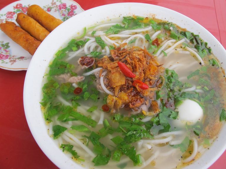 Quán cháo canh Cải Ngò