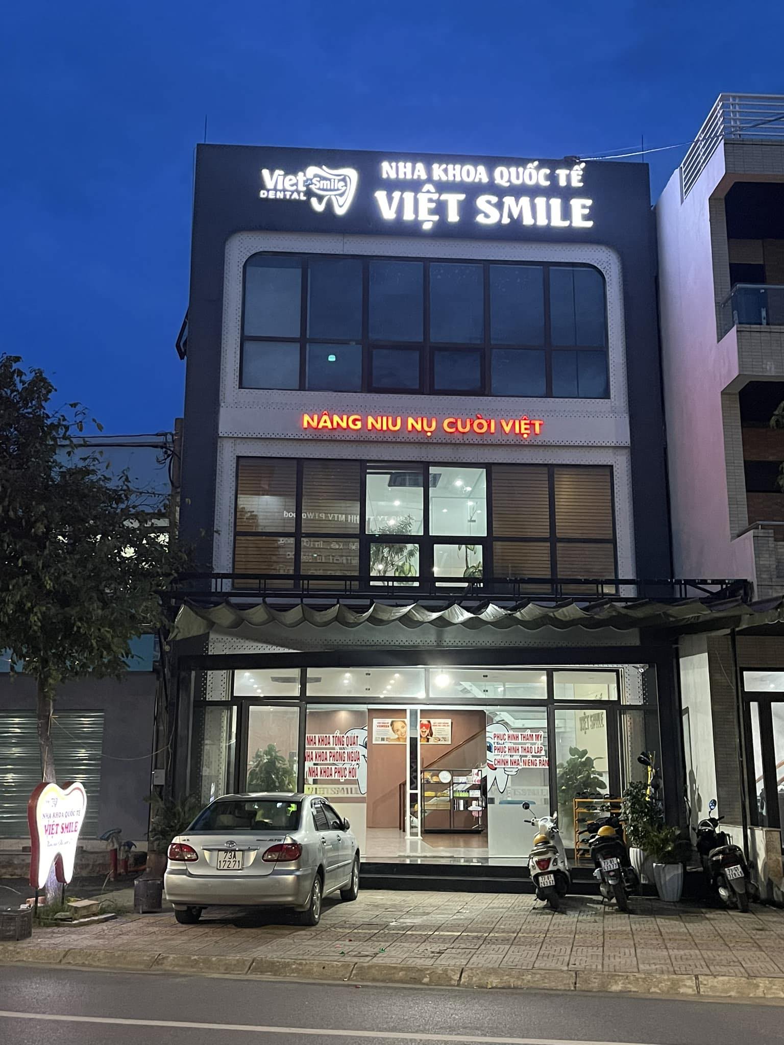 Nha khoa Quốc tế Việt Smile