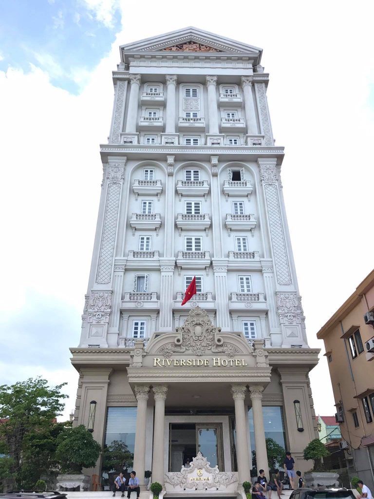 RIverside Hotel