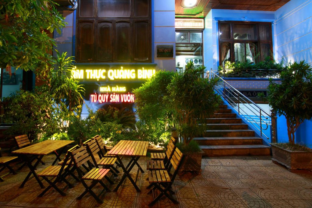Tứ Quý Restaurant