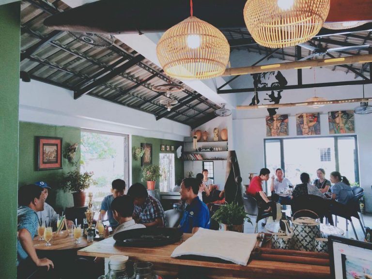 B52 Cafe