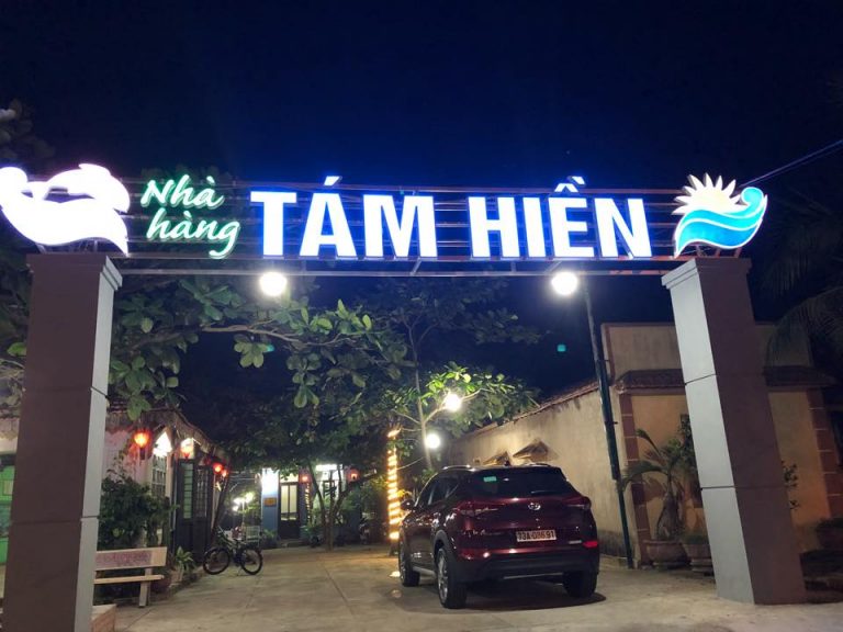Nhà Hàng Tám Hiền