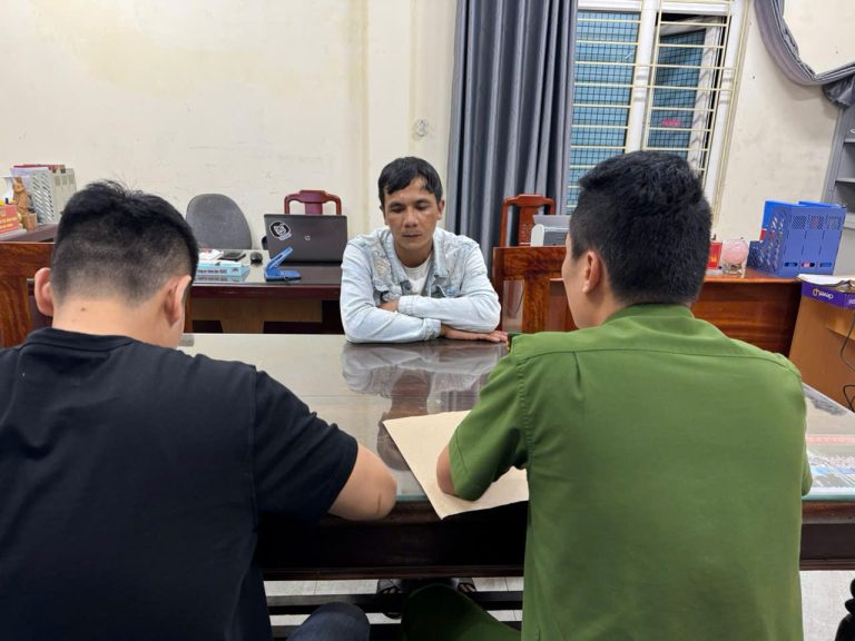 Bắt người đàn ông chuyên cướp giật tài sản của học sinh ở Quảng Bình