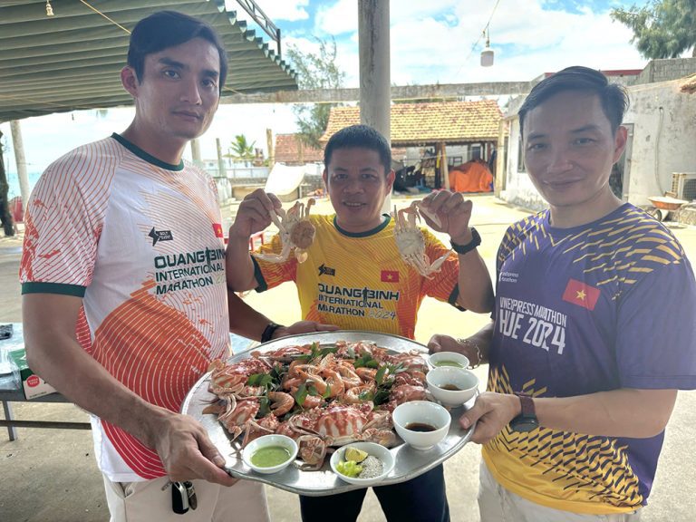 Nhà hàng hải sản Mai Thịnh