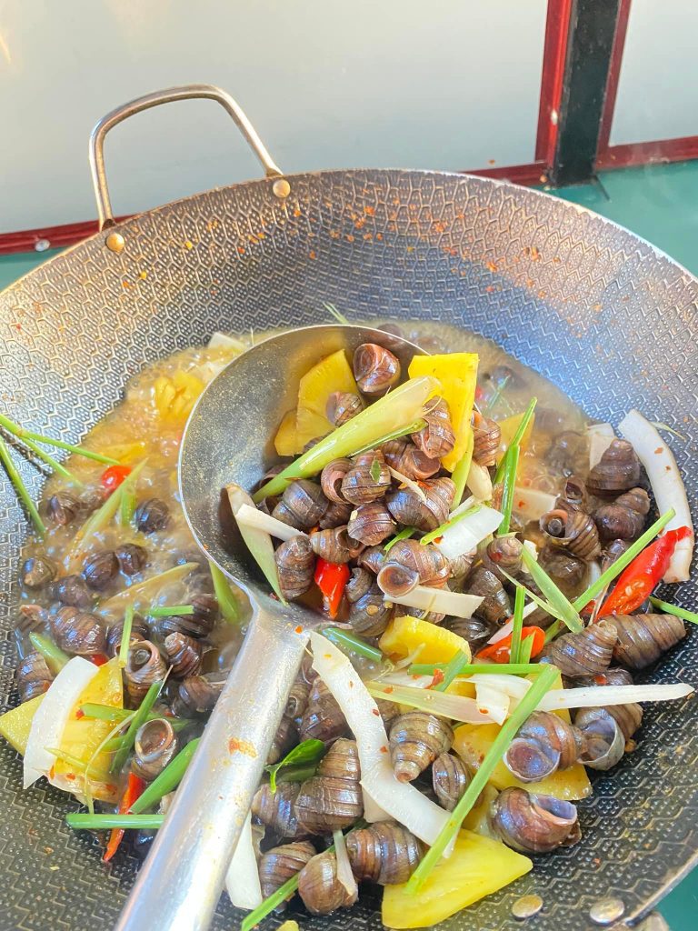 Quán ốc 58 Đồng Hới