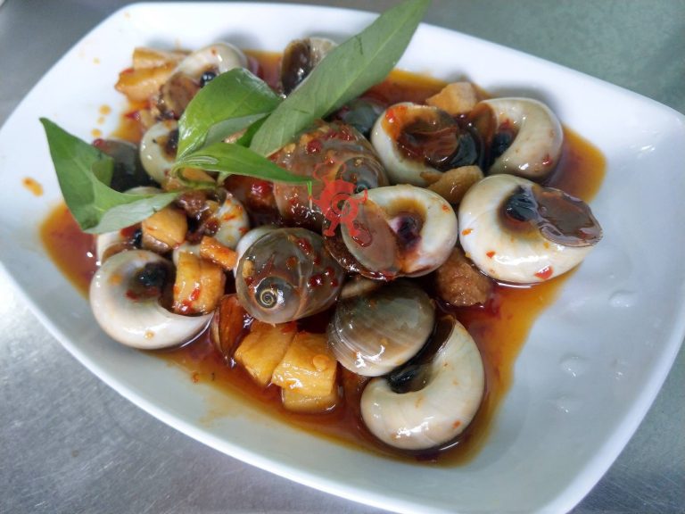 Quán Ốc Nguyễn ở Đồng Hới