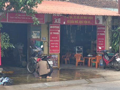 Tiệm sửa xe máy Lê Thành