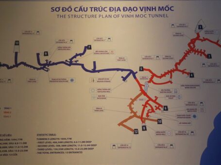 Địa đạo Vịnh Mốc